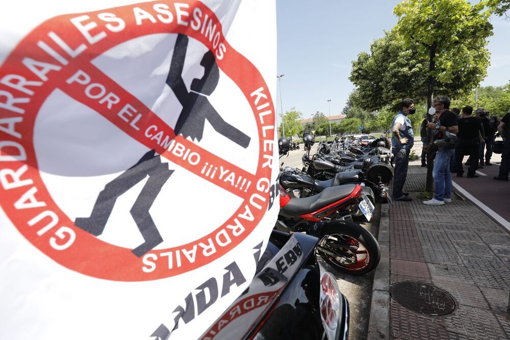 300 motos rugiendo por una mayor seguridad en las carreteras