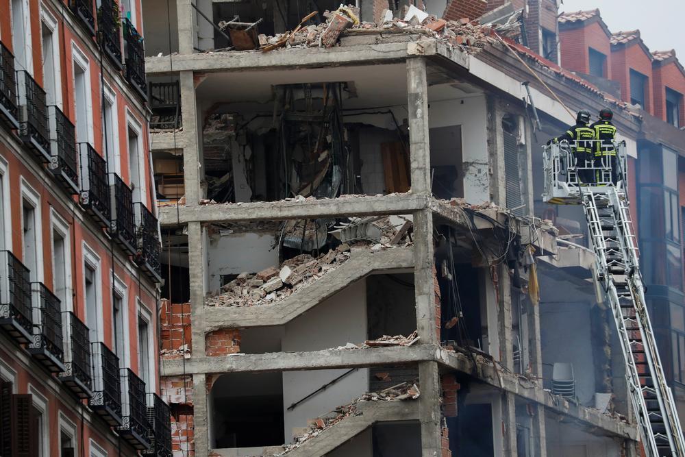 Al menos dos muertos en una explosión en el centro de Madrid