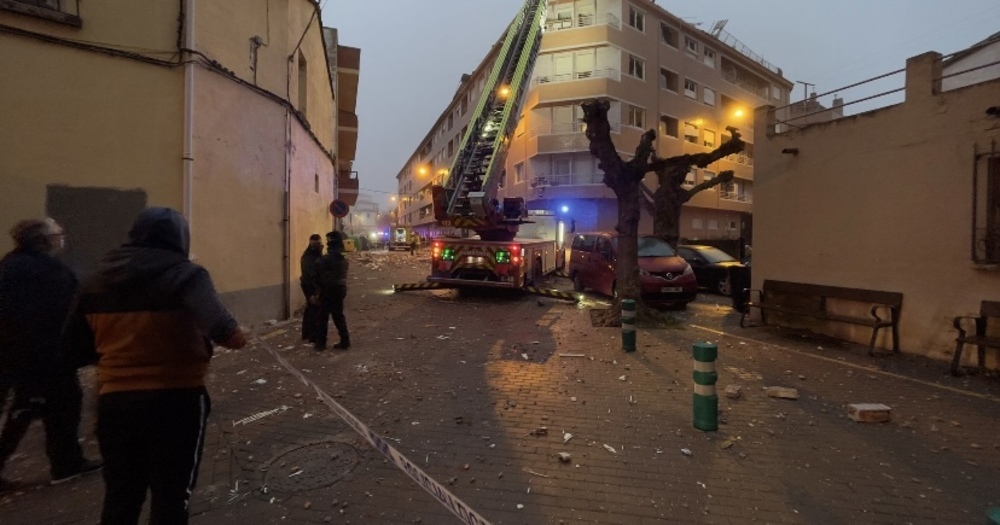 Heridos leves en explosión de gas en un ático en Lardero