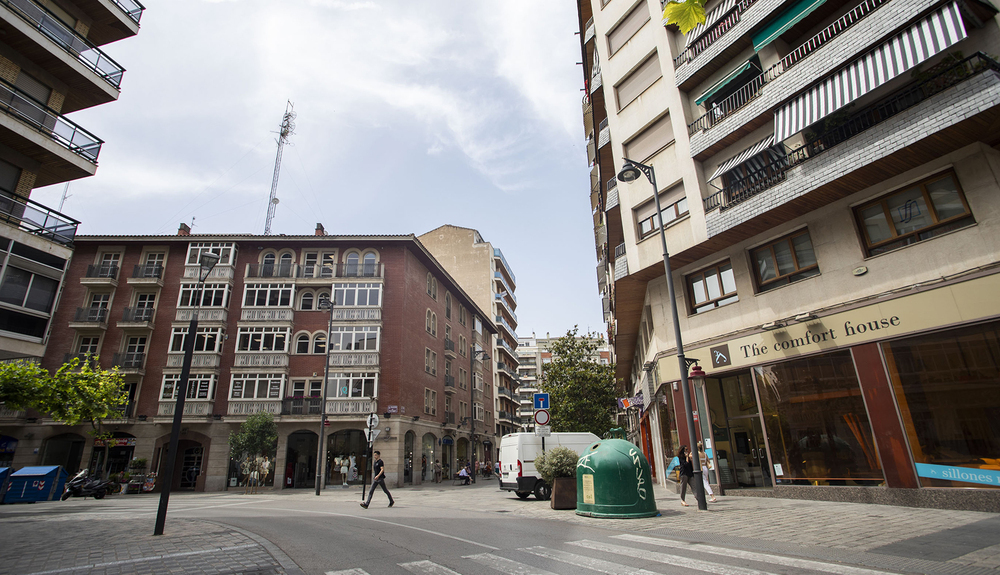 Intersección de la calle Daniel Trevijano y avenida de Portugal, donde se encontraba la fachada principal de Conservas Trevijano. 