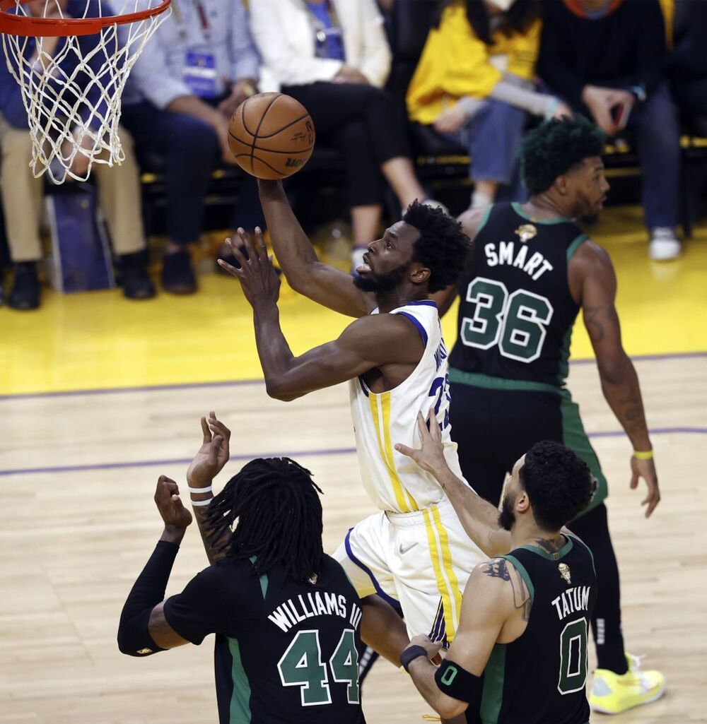 Boston Celtics at Golden State Warriors  / JOHN G. MABANGLO
