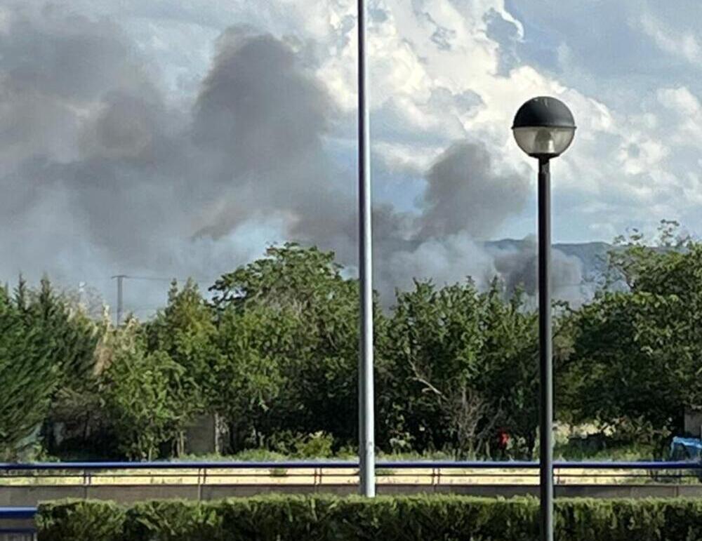 Los bomberos sofocan un incendio en Villamediana