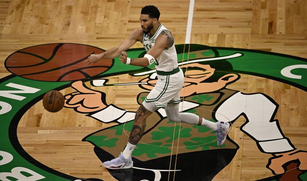 NBA Eastern Conference Finals - Miami Heat at Boston Celtics  / JOHN CETRINO