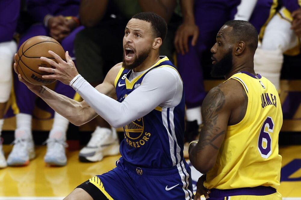 NBA Playoffs - Golden State Warriors at Los Angeles Lakers  / ETIENNE LAURENT