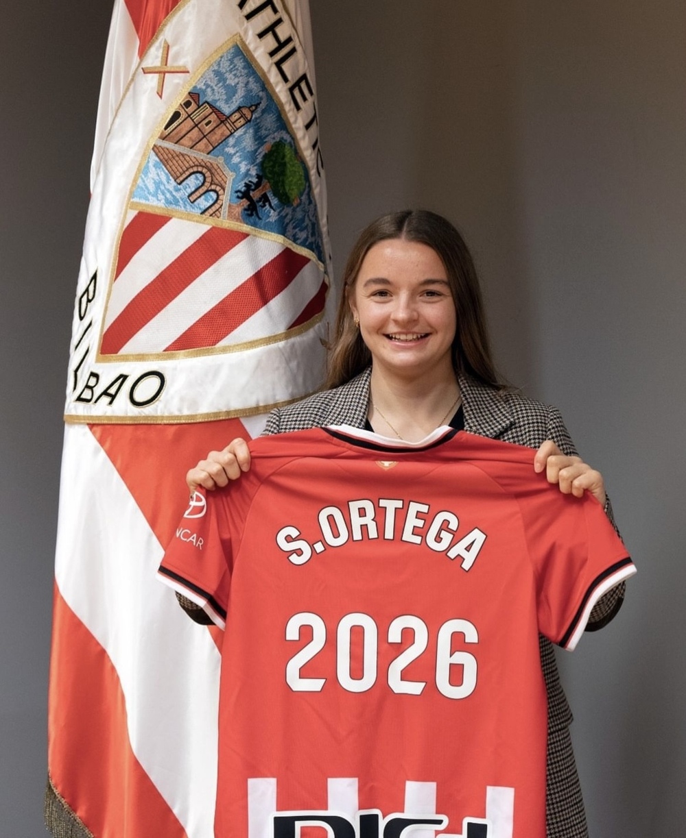 Ortega, renovada con el Athletic hasta 2026.