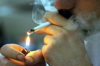 ‘Familias sin humo’, un concurso para dejar de fumar en casa