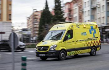 Accidente entre un patinete y un turismo en Logroño