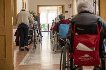 SATSE reclama atención sanitaria en los centros de mayores