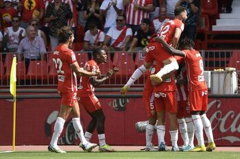 El Almería se reencuentra con la victoria