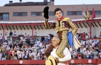 Fabio Jiménez triunfa en Alfaro y Urdiales también corta oreja