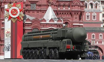 Rusia pospone la reunión con EEUU sobre el desarme nuclear