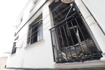 Salvan a dos ancianos de perecer en un incendio en Logroño