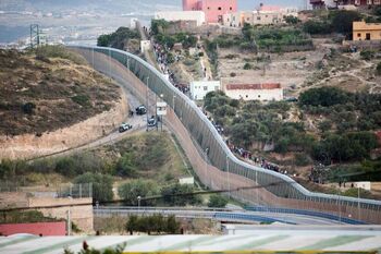 Argelia reprocha la muerte de cientos de migrantes en Melilla