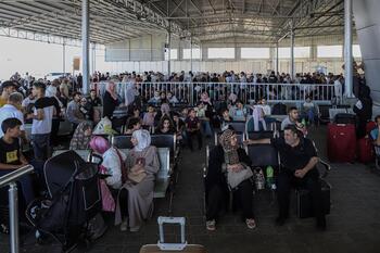Más de 80 personas con pasaporte español podrían salir hoy de Gaza