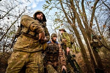 Ucrania elimina un convoy ruso con más de 70 soldados en Jersón