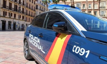 Detenido un hombre por matar a golpes a su madre en Málaga