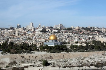 Al menos cuatro heridos en un ataque armado en Jerusalén