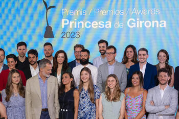 Felipe VI pide en Girona garantizar el futuro de los jóvenes