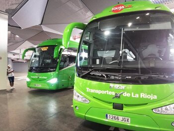 Una nueva línea de bus conectará Rioja Baja con la Universidad