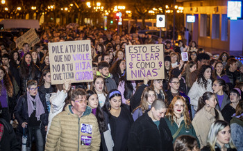 Una multitud clama en Logroño por la igualdad de derechos