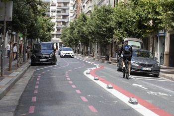 Avenida Portugal, sin carril bici y con zona azul