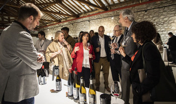 Andreu no habla de excedentes pero ensalza al sector del Rioja