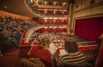 La asistencia al Teatro Bretón en 2023 supera a la de 2019