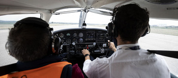 Una escuela formará a pilotos en el aeropuerto riojano