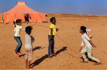 Buscan 27 familias para acogida este verano de niños saharauis
