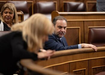 El PSOE exige a Ábalos que entregue su acta en 24 horas